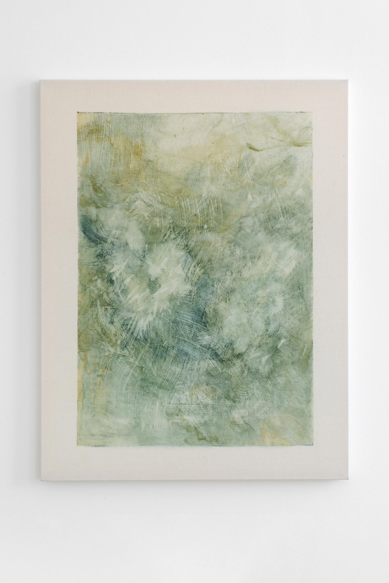 Amber Moir
Undertow II, 2022
Pitch-rolled monotype and colour pencil on calico
112 x 86 cm