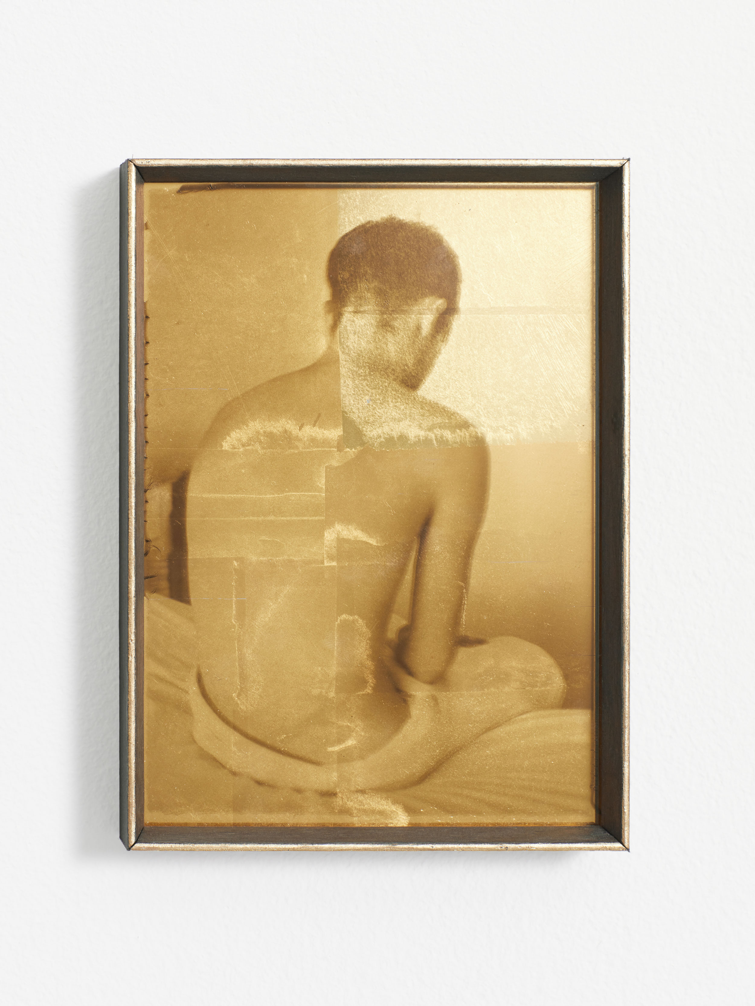 Strauss Louw | Linger More | 2023 | Carbon black, gelatin, glass and 23.75ct gold leaf | 14 x 19.5 x 3.5 cm