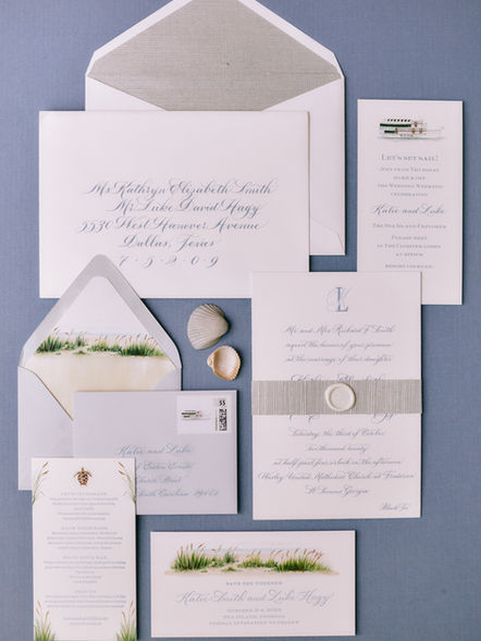 Custom wedding invitation using spot calligraphy by Extras by Emily for designer Dear Elouise