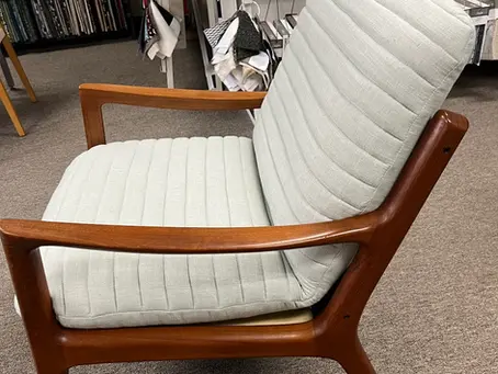 5 Clear Signs It’s Time to Reupholster Your Furniture