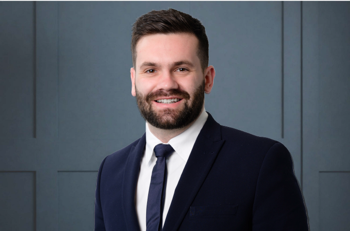 Fabio - Headshot - PNG.png