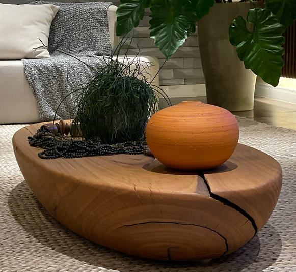 Lounge Table Soft Line