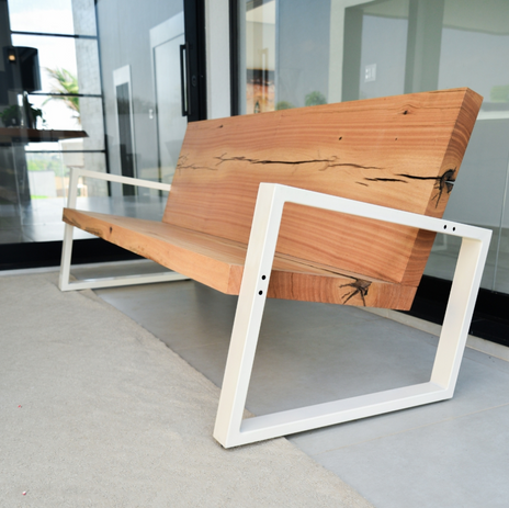 Massivholz Kunstwerke