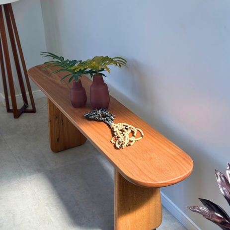 Sideboard aus Massivholz