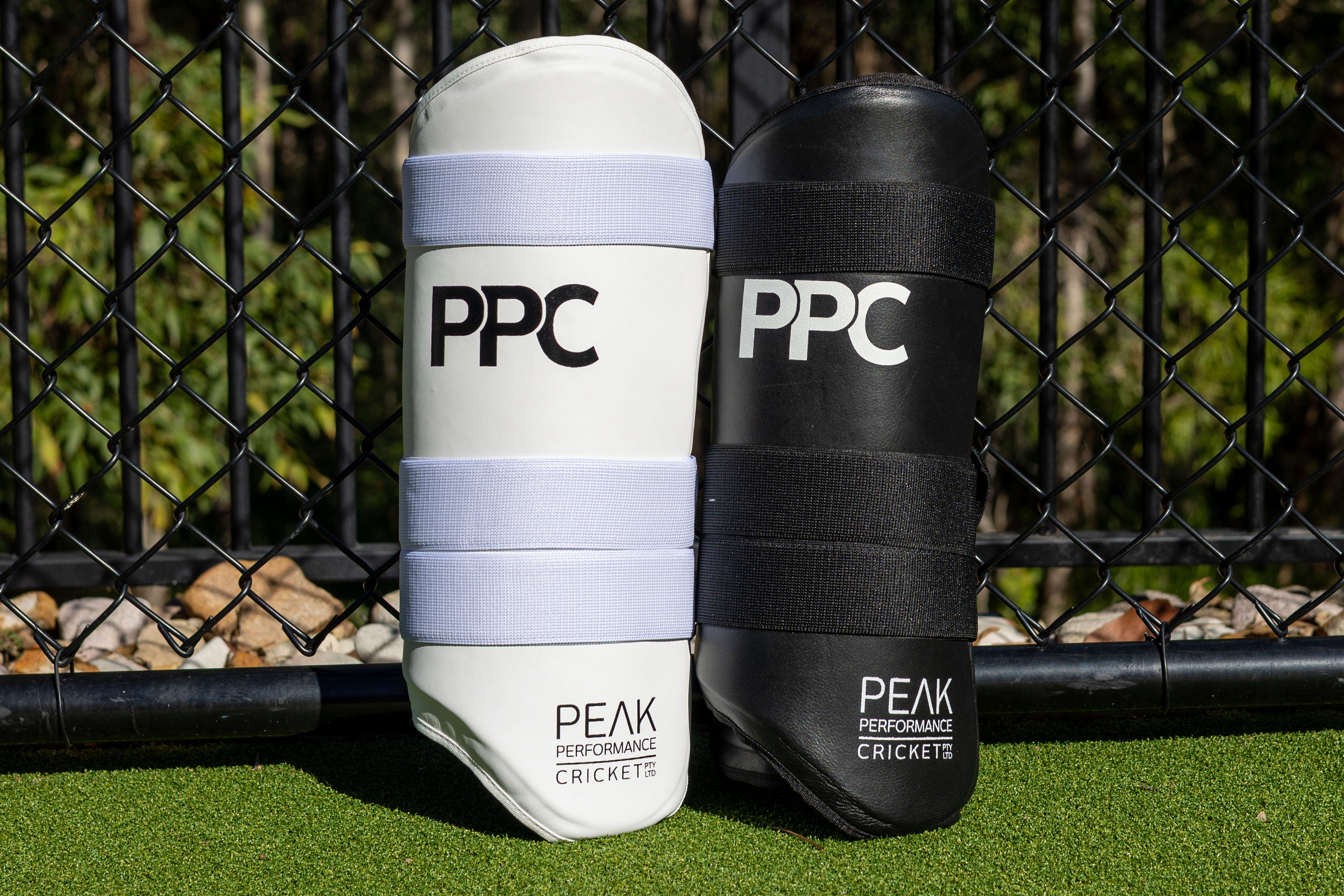 THIGH GUARD PREMIER SET