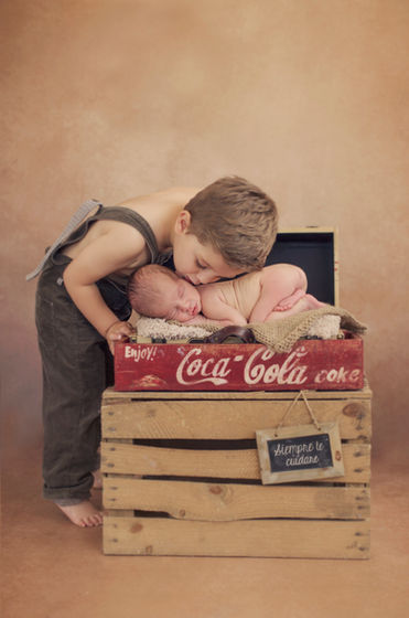 Sesiones Newborn con estilo y delicadeza en ambiente cuidado. Sandra Caballero Granollers Barcelona