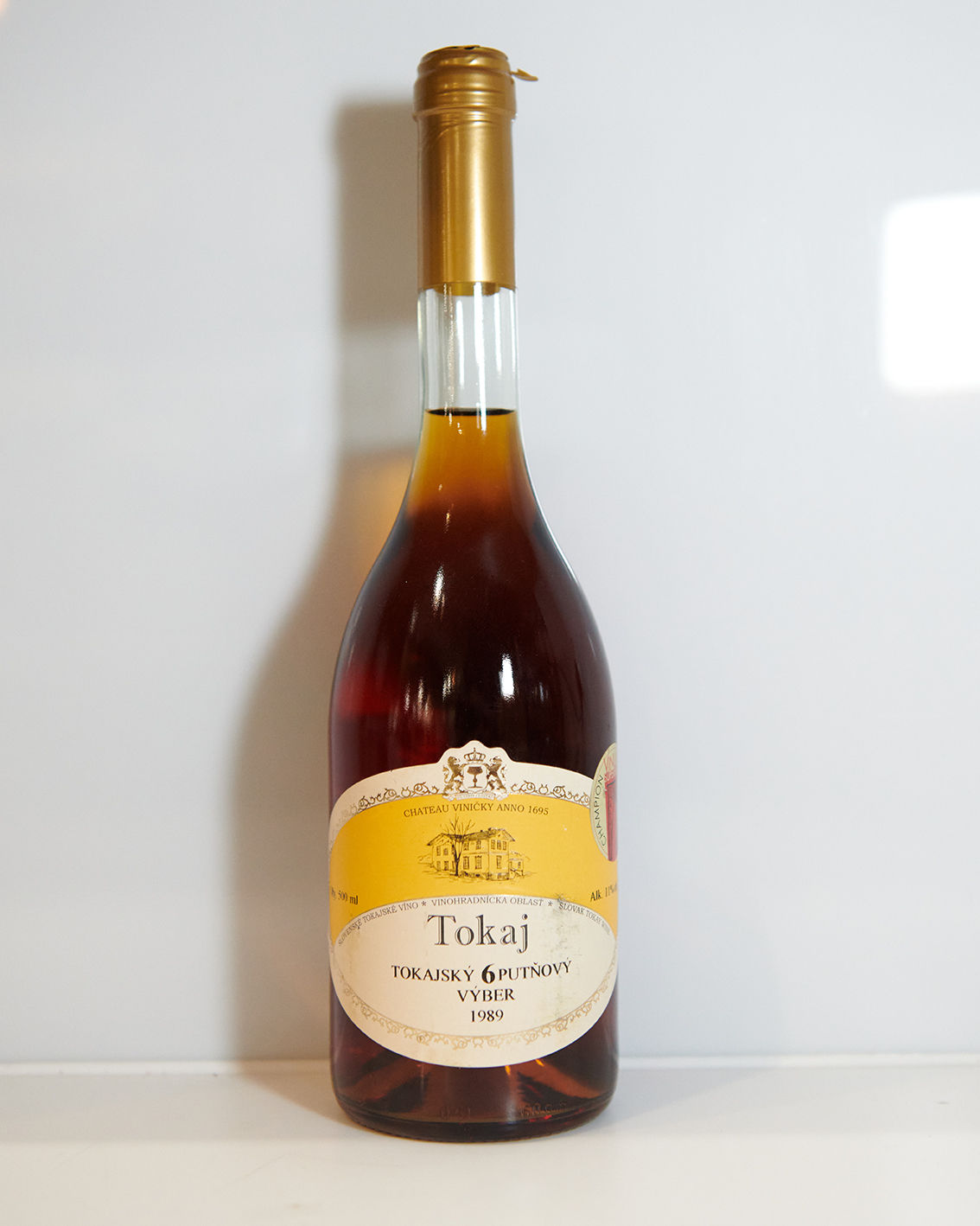 Chateau Vinicky Tokaji Aszu Vyber 6 Puttonyos 1989 50cl