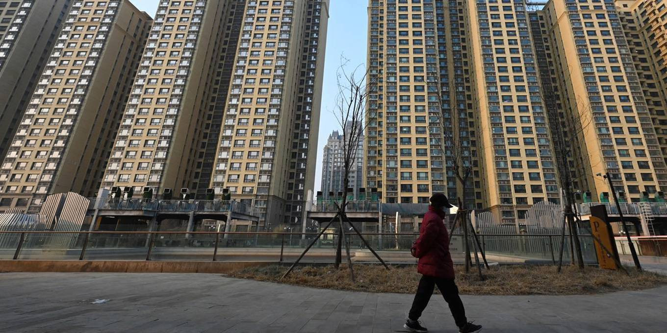 The Economic Paradox of Humorous Fraud The Mechanics of Deception in British Satire