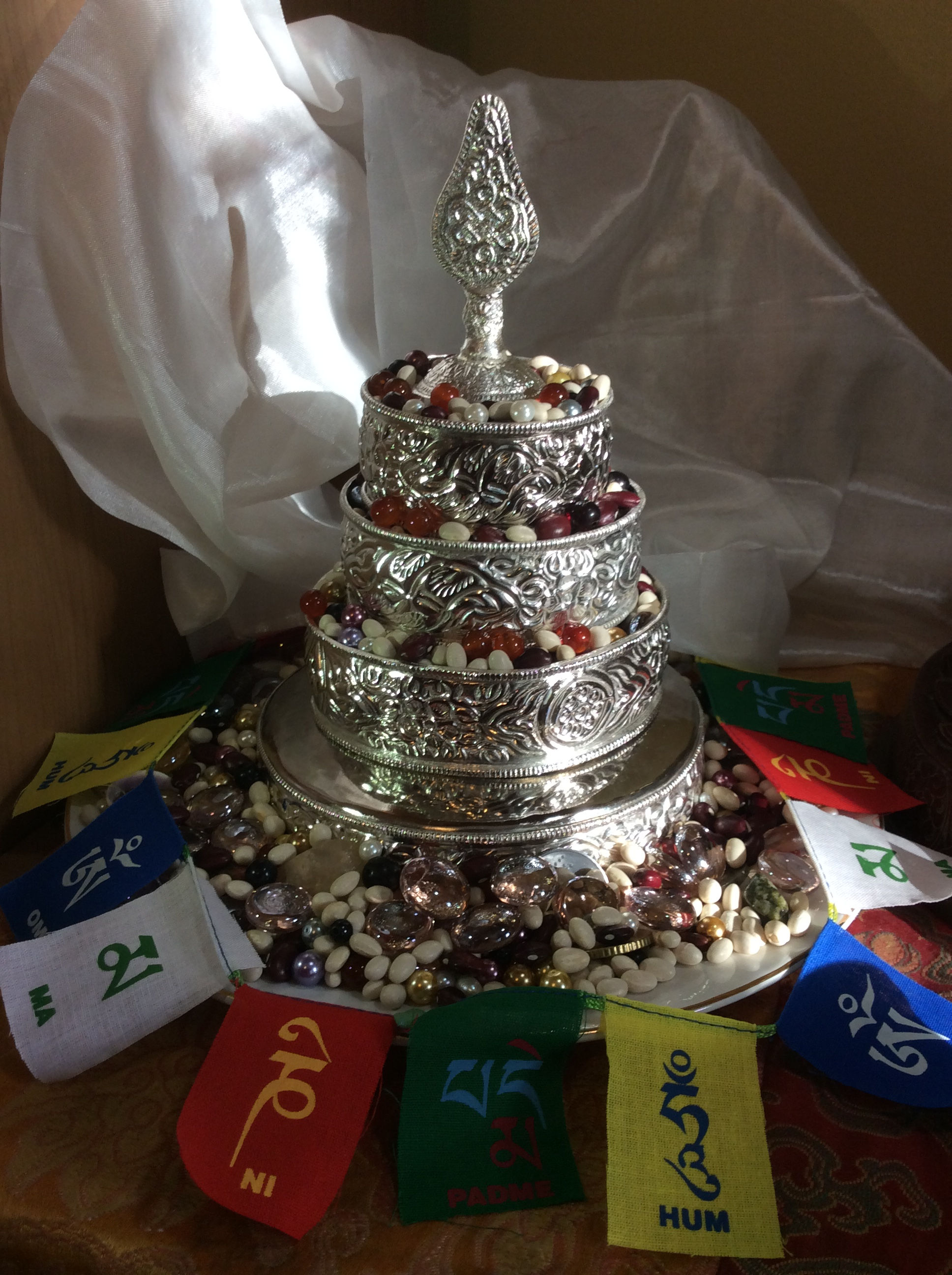 Mandala offering set, silverlike finish 15.5 cm