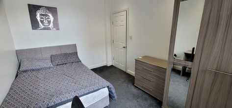 Student bedroom Stoke on Trent