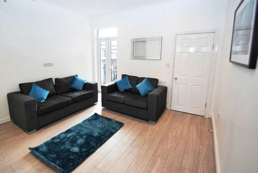 Lovely student lounge stoke on Trent