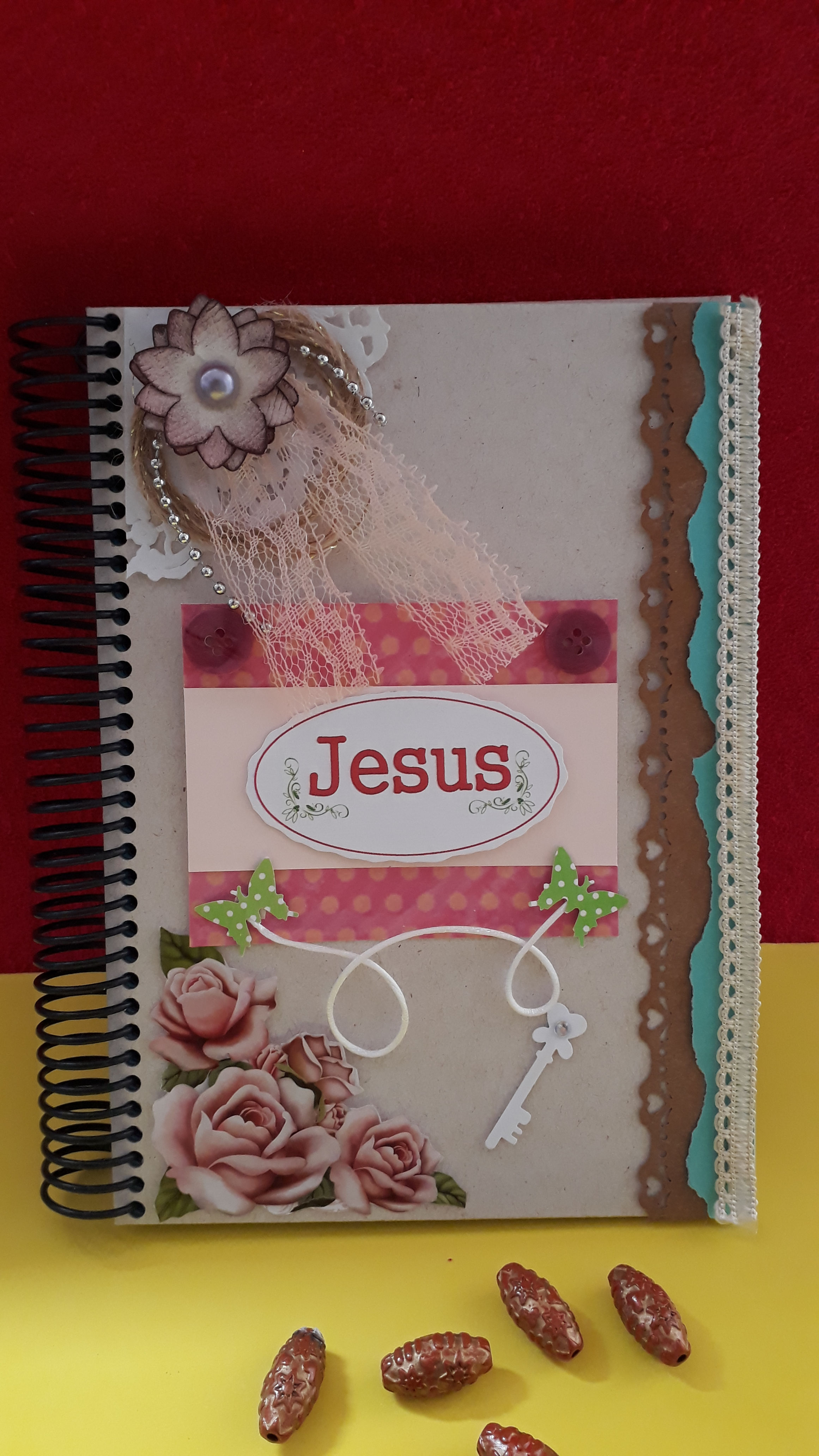 Caderno/Diário em scrap - "Encanto em tudo"