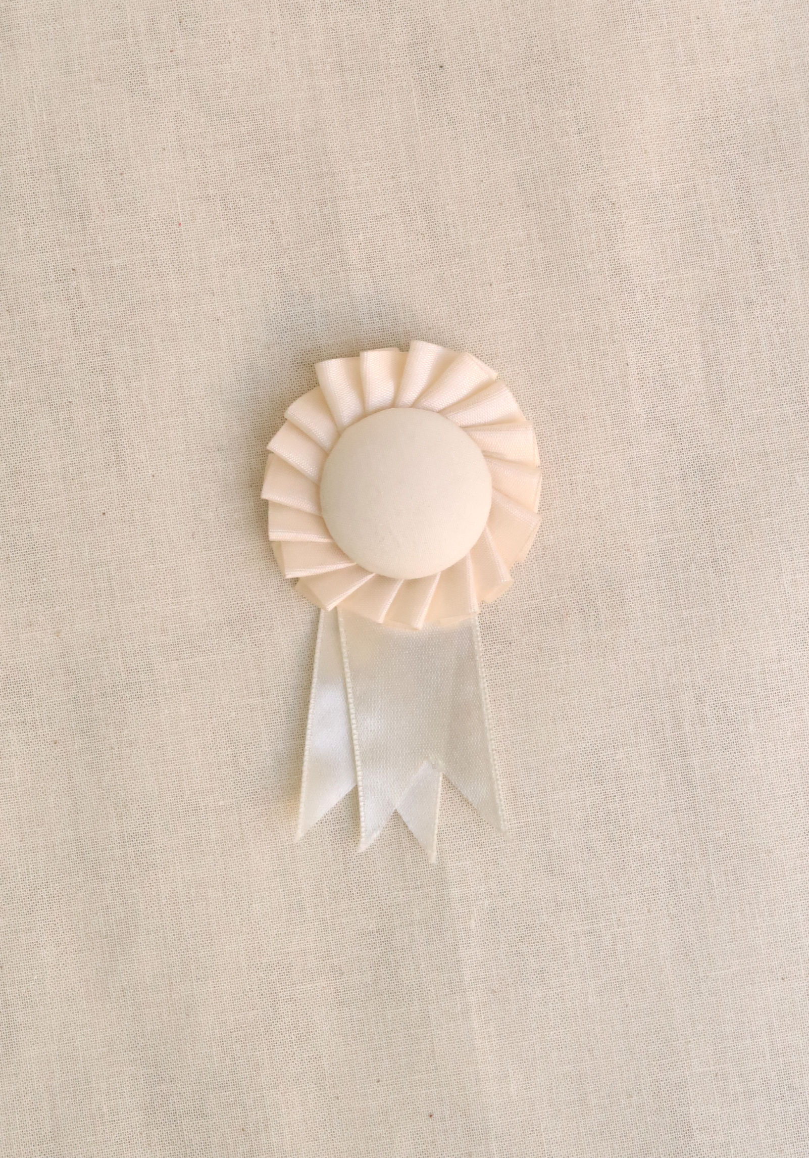 Show Ribbon-All White