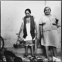 mexico chicken ladies.jpg