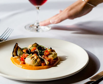 XAN_Restaurant-Header_24_edited.jpg