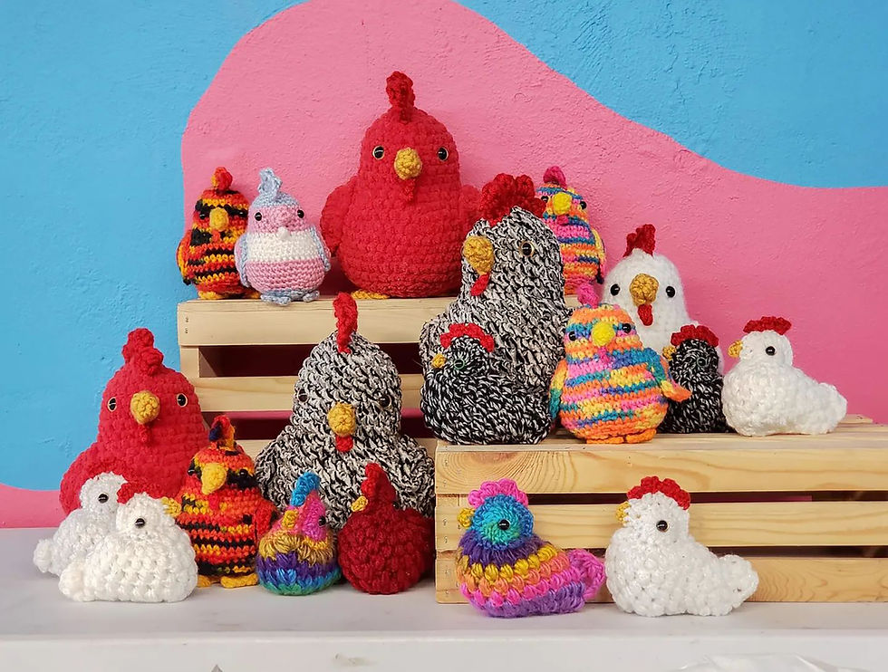 Thumbnail: Mews Roos - Sandy Chicken -Medium