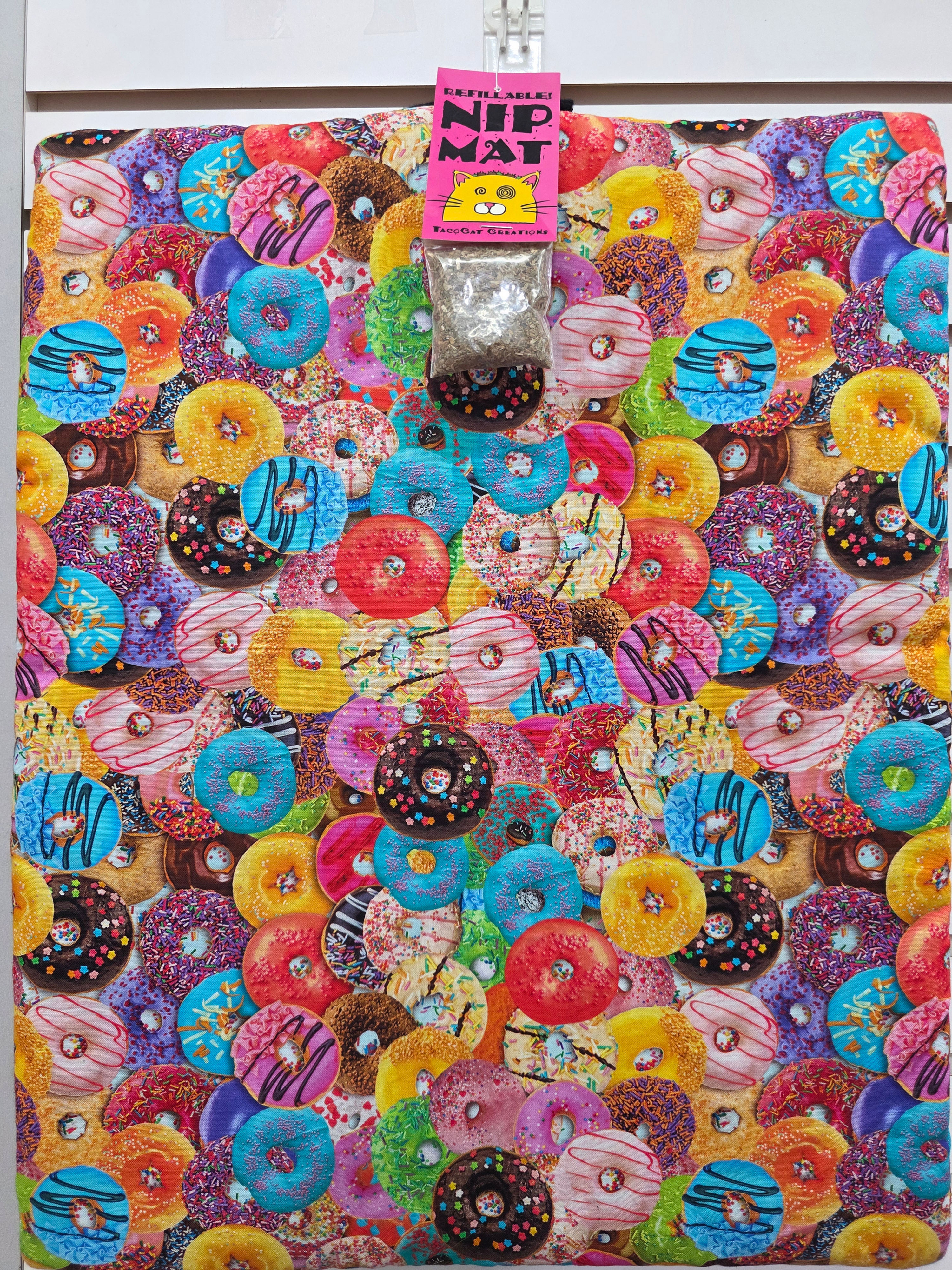 Go Nuts for Donuts Pattern XL Mats Refillable Cat Bed