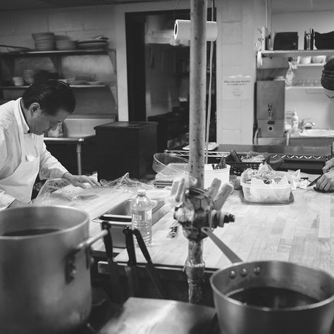 C’est Japon à Suisha - 5 - Prepping for Dinner Service