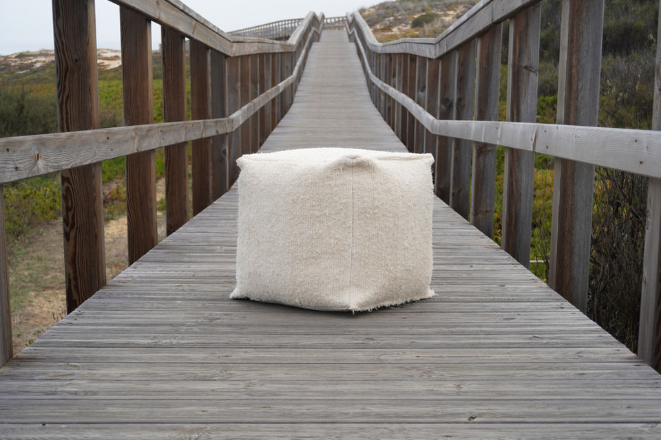 White ottoman in recycled cotton handmade in Portugal