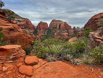 red rock formations and desert landscapes in Sedona Arizona