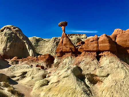Toadstool Hoodoos near Big Water