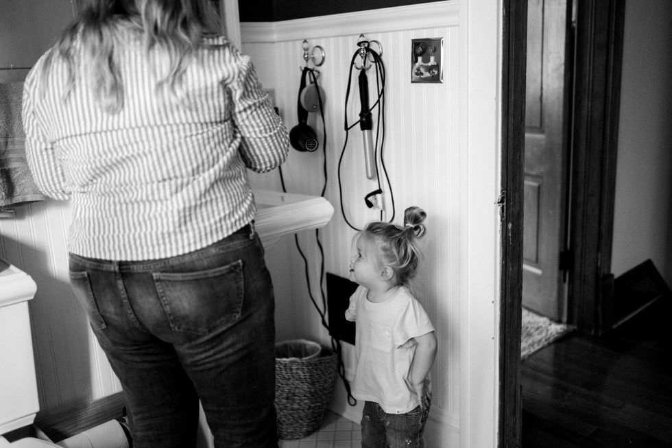 In-home nostaglic family documentary photography session in Hudson Wisconsin