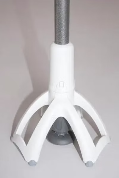 拐杖推薦｜三腳 vs 四腳拐杖，哪一款更適合長者？