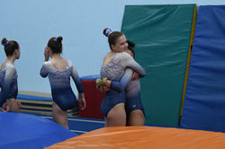 TUMBLING HUG