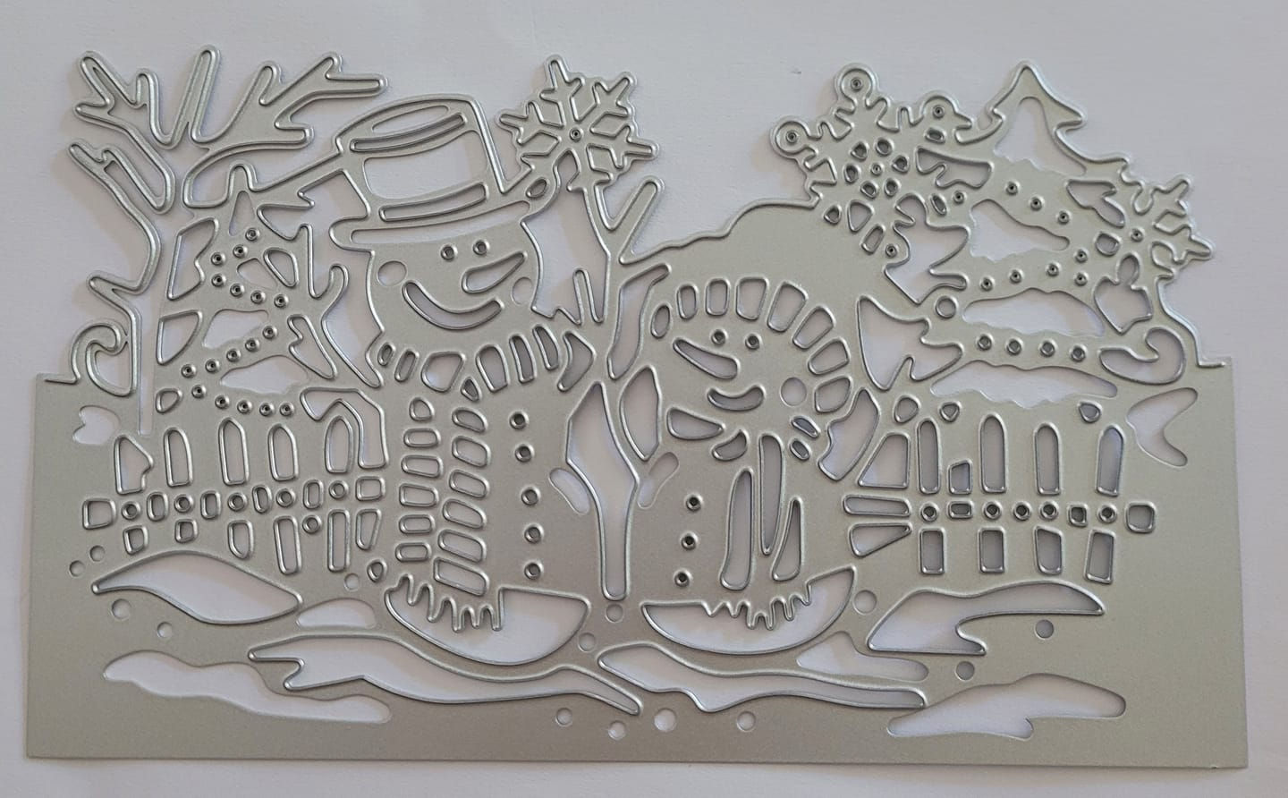Snowman with Fence & Trees Border Edge Card Metal Cutting Die