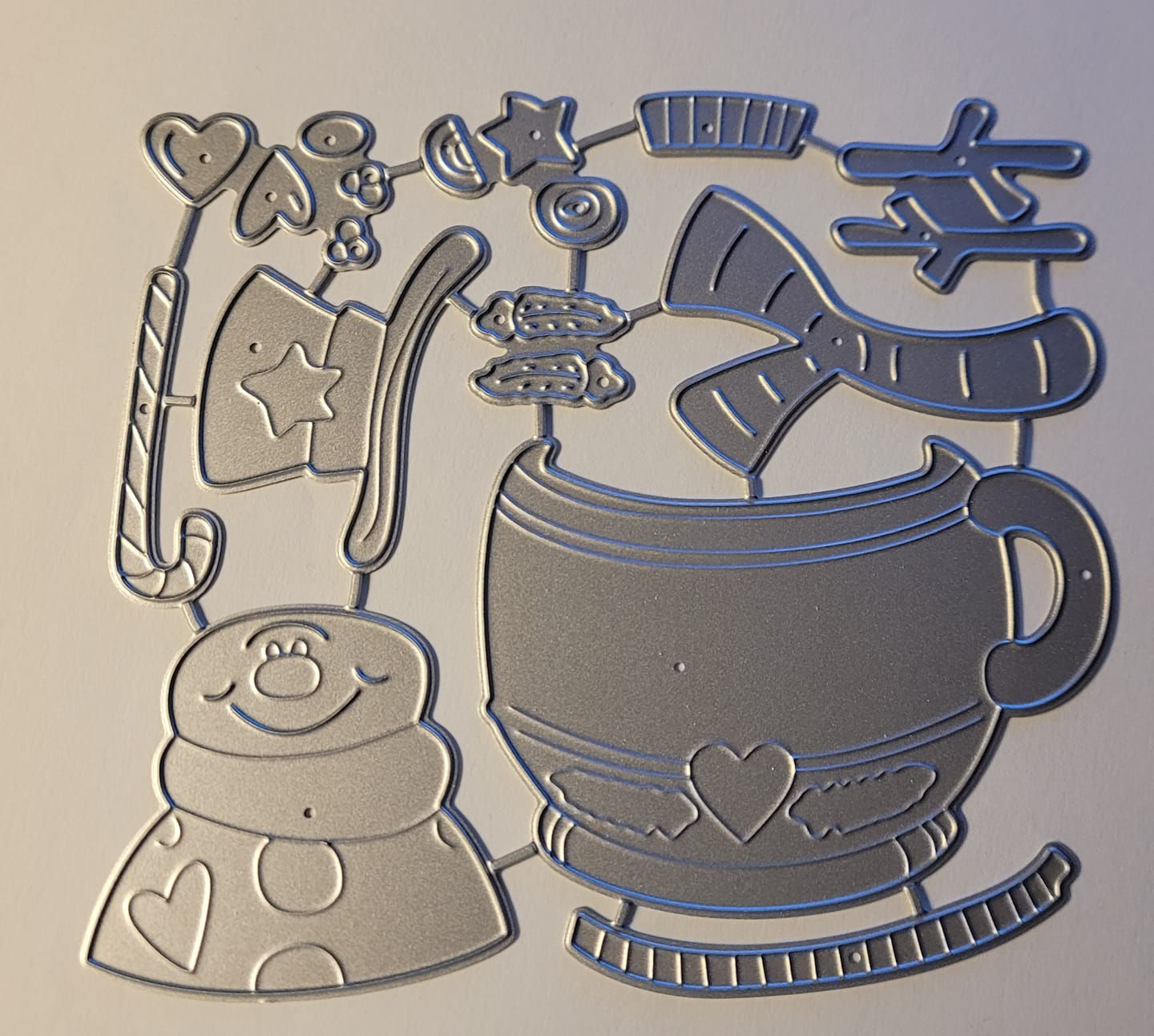 Snowman in a Cup Metal Cutting Die