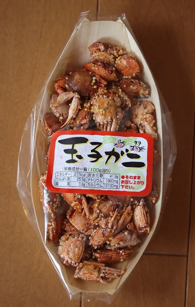 Crunchy baby crab snacks