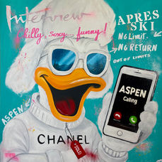 "Aspen Calling par GNelly – œuvre originale pop art sur toile de lin, 100x100 cm, représentant un canard stylisé look Chanel recevant un appel à Aspen, mélange d’humour, luxe et esthétique glacée."