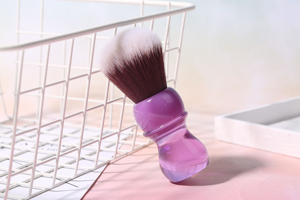 Thumbnail: Kirra with Mink knot 