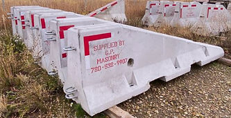 A picture of Type F-Alberta Infrastructure-New Jersey Transition Barrier from a different angle.