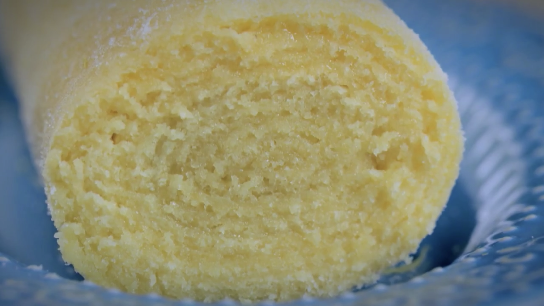 Bolo de Rolo- Lemon Curd