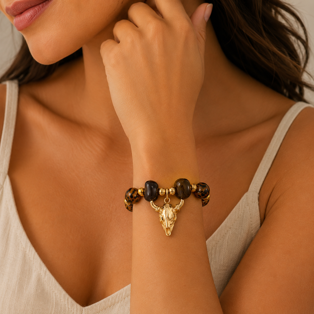 PULSERA CABEZA DE TORO DORADA