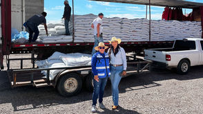 Entregan 35.5 toneladas de alimento subsidiado para ganado y aves