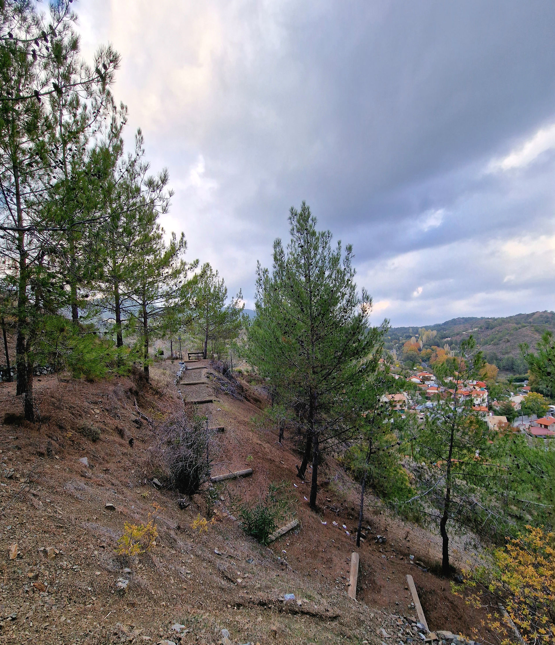 Trail Kastrovounos in Platres