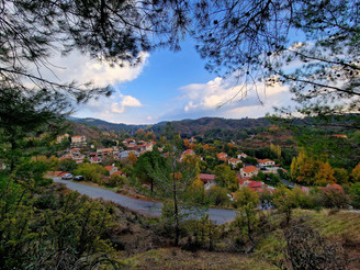 Trail Kastrovounos in Platres