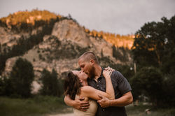 37283375_2010677122305004_18127814551226