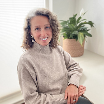 Elena Juni, Craniosacral Therapist and Functional Manual Therapist in Oxford, studies in osteopathy and craniosacral therapy