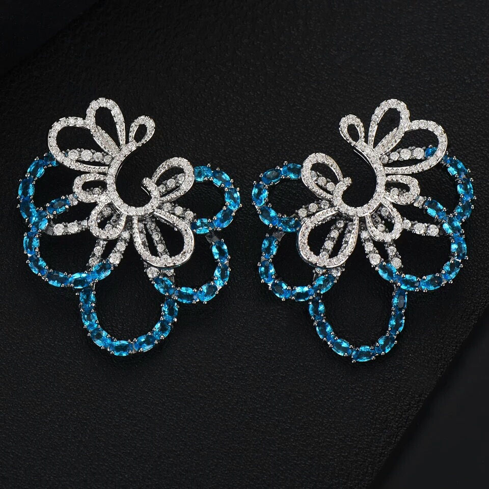 Thumbnail: Classy Earring