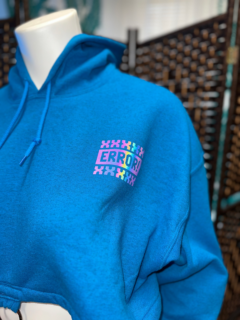  Proto Crash: Reflective BSOD Blue and rainbow Crop Top