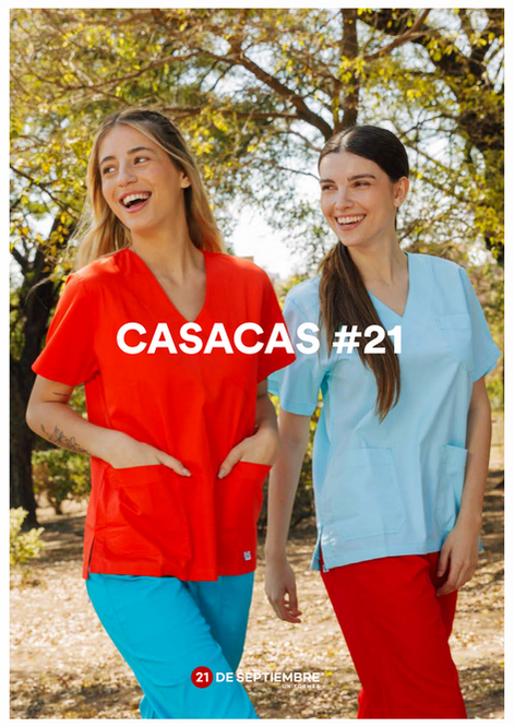 dos chicas con casacas y pantalones náuticos de sanidad