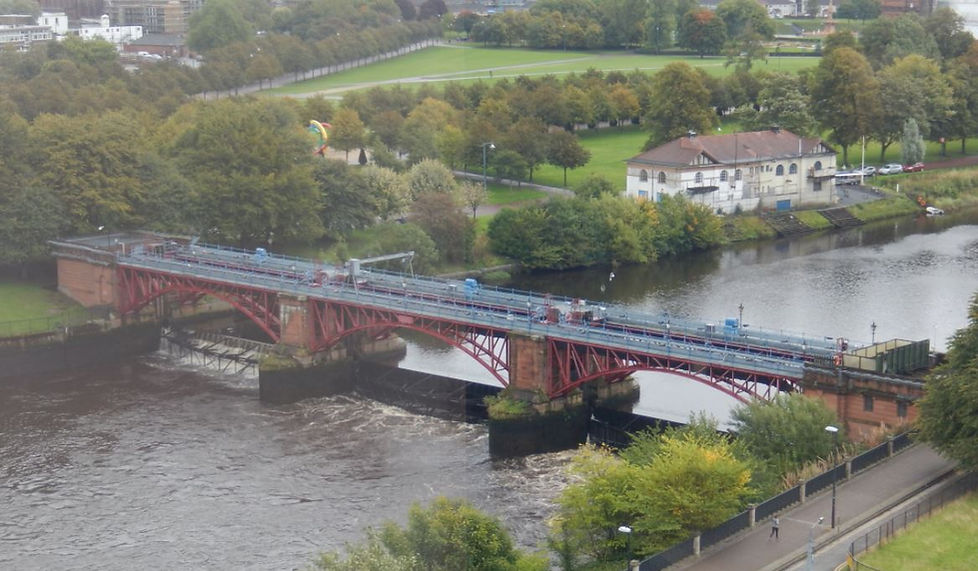 Glasgow Green Tidal Weir 2.JPG