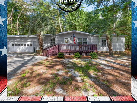 🏠 It's Manufactured Home Monday! 📅 August 15th 