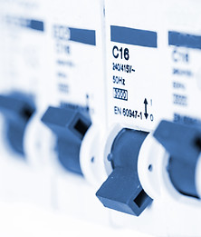 Plugs de energia elétrica