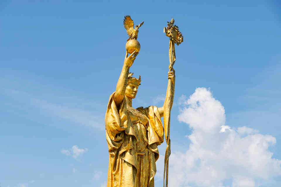 Chicago, Illinois - United States - April 9th, 2026: The Statue of the Republic by Daniel Chester French, installed in 1918, at Jackson Park in Chicago, Illinois, USA. *FOR EDITORIAL USE ONLY