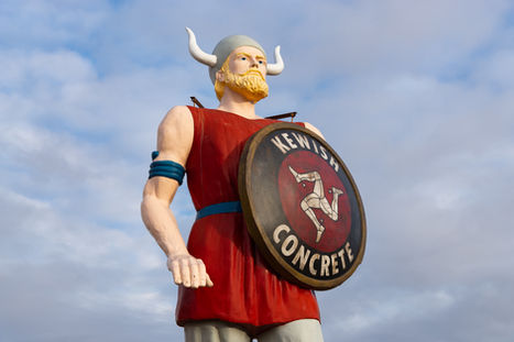 Roadside Carpet King giant "King Orry" in Galva, Illinois, USA.