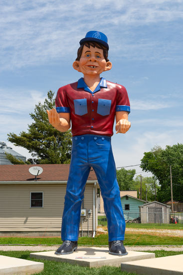 The Snerd Giant at American Giants Museum on historic Route 66 in Atlanta, Illinois, USA.